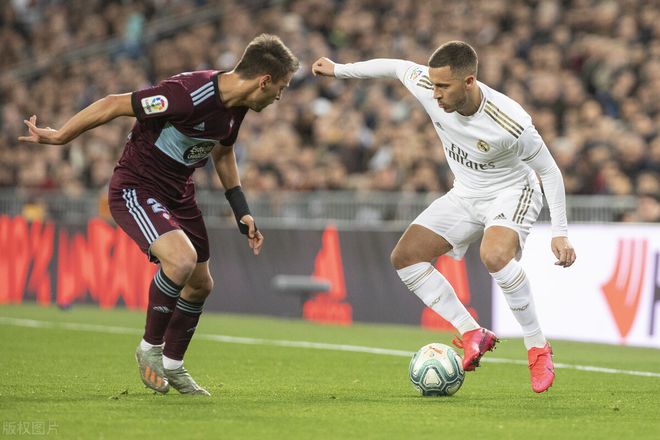 阿扎伦卡遭遇七持续失利，皇家马德里教练压力巨大！引发球迷热议的简单介绍-开云App