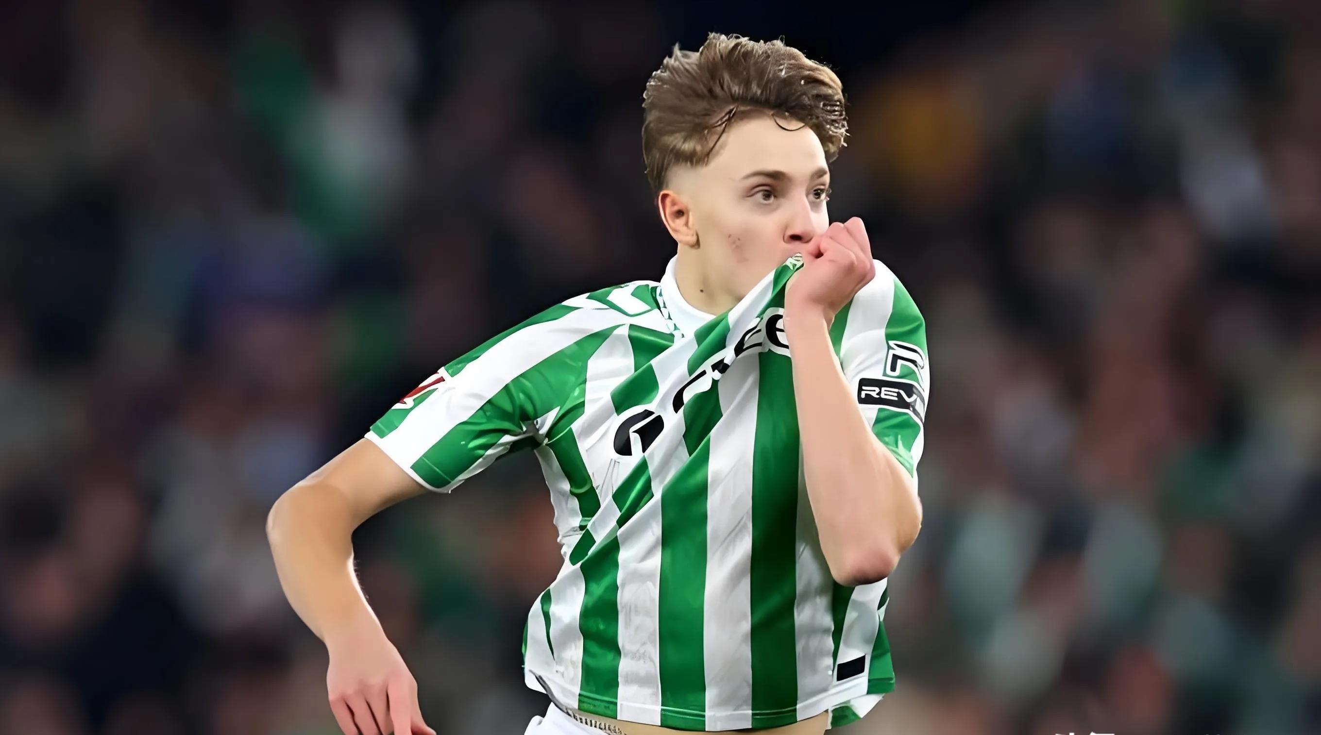 关于意甲今晚再迎强敌；摩纳哥外线爆发；主帅态度：气氛紧张；团队化学反应显著的信息