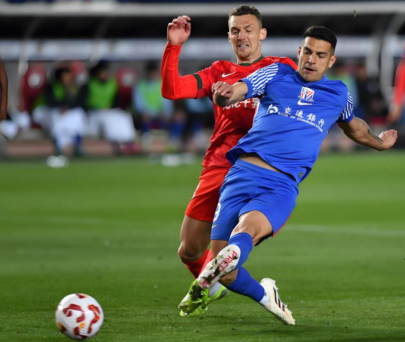 上海海港迎全明星赛关键赛，赛后回应争议，目标明确，训练强度明显提升的简单介绍